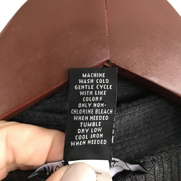 INC Gray Ribbed Floral Applique Cardigan - Picture 4 of 6